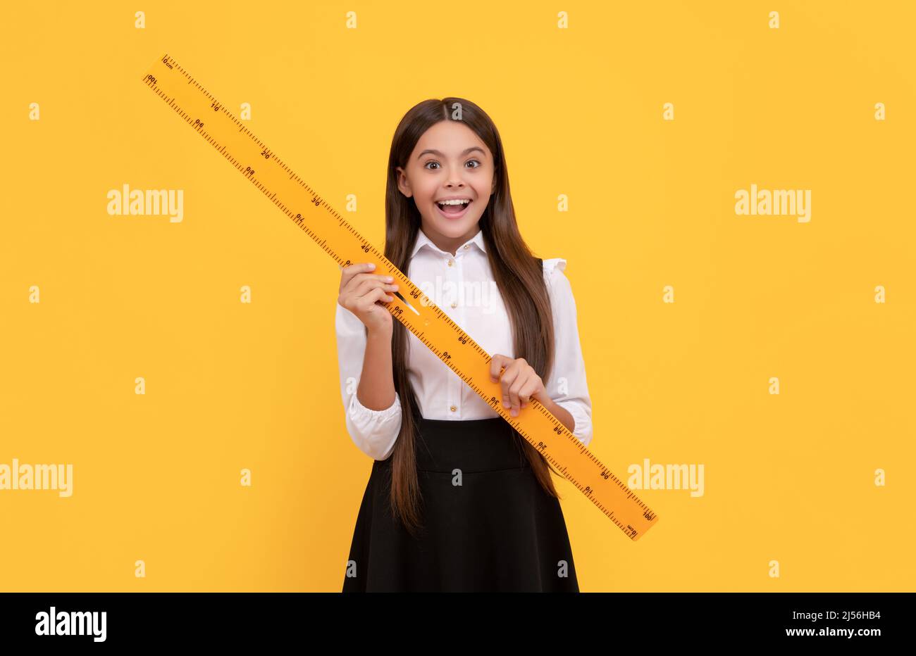 Algebra und Geometrie. Kind studieren Mathematik. Messen Sie die Größe. trigonometrie Schreibwaren. Stockfoto