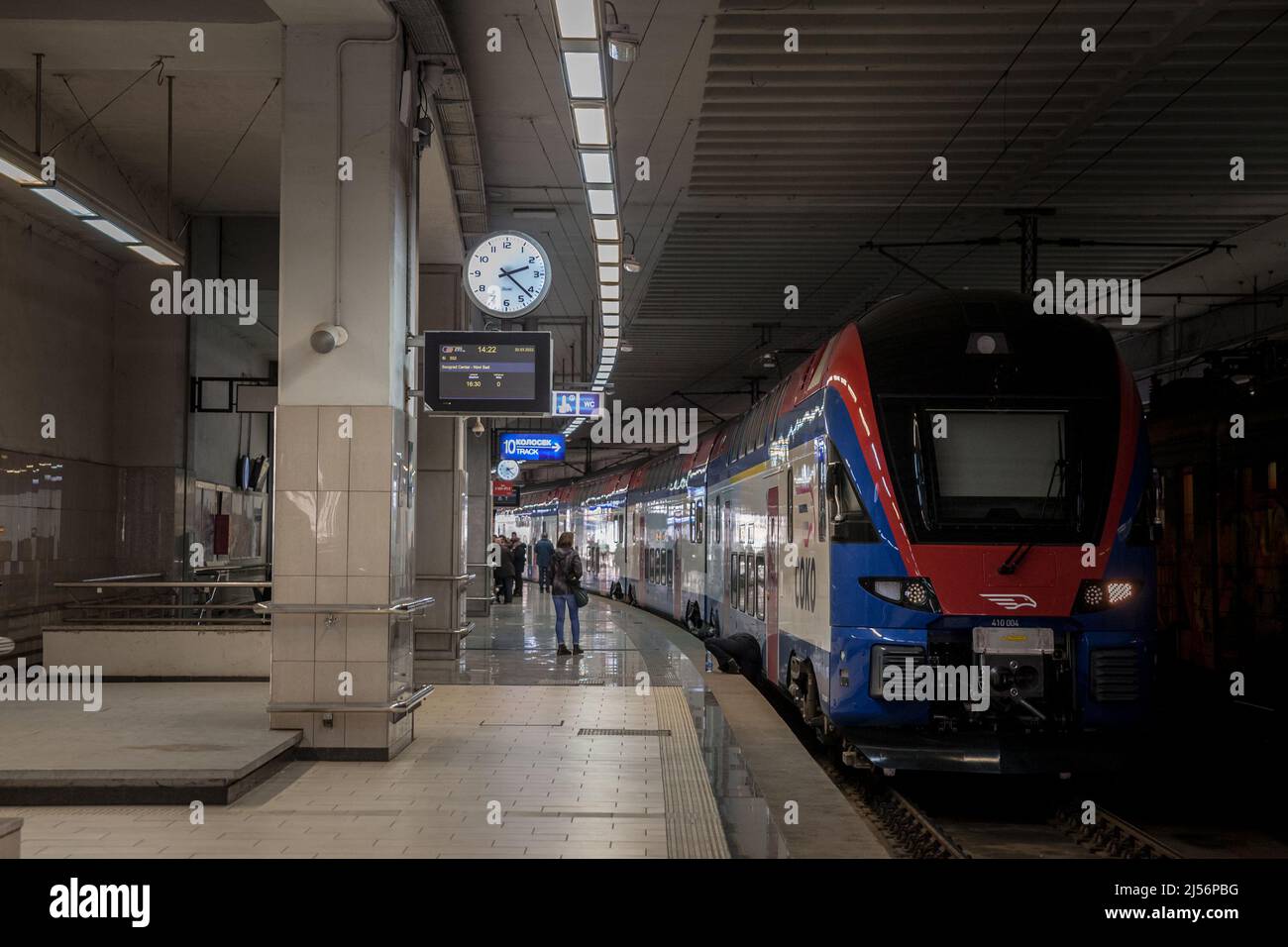 Bild eines Soko-Zuges, eines Emu von Stadler Kiss, der Srbija Voz ...