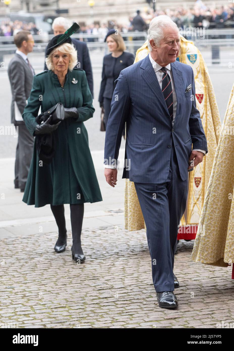 London, Großbritannien. 29. März 2022. Prinz Charles, Prinz von Wales und Camilla, Herzogin von Cornwall, nehmen an einem Gedenkgottesdienst für Prinz Philip, Herzog von Edi, Teil Stockfoto