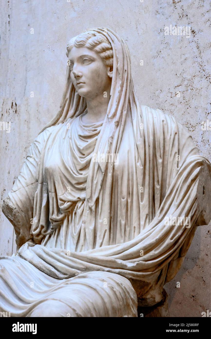 Livia Drusilla, 59 v. Chr. – 29 n. Chr., römische Kaiserin und Ehefrau des römischen Kaisers Augustus und Mutter des Tiberius. Statue aus Paestum in Italien, Jetzt in Th Stockfoto