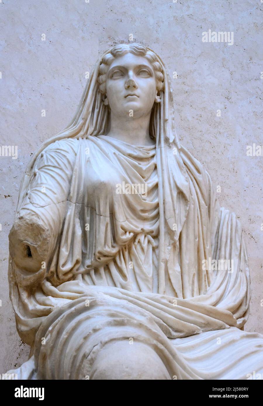 Livia Drusilla, 59 v. Chr. – 29 n. Chr., römische Kaiserin und Ehefrau des römischen Kaisers Augustus und Mutter des Tiberius. Statue aus Paestum in Italien, Jetzt in Th Stockfoto