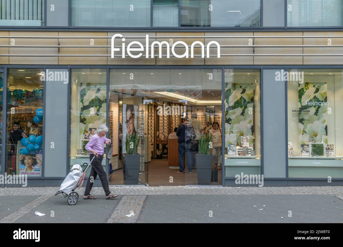 Fielmann, Wilmersdorfer Straße, Charlottenburg, Berlin, Deutschland Stockfoto
