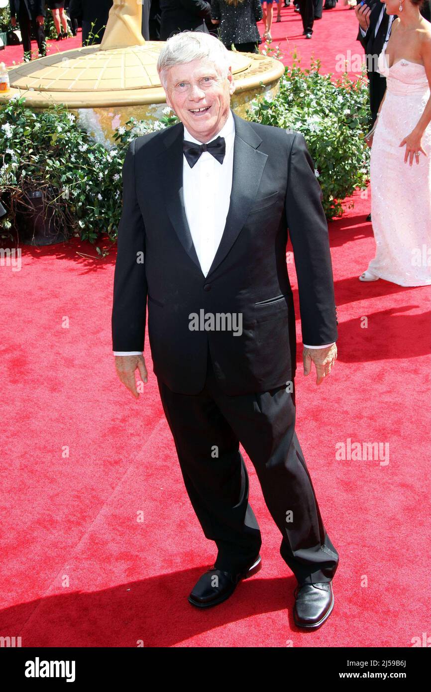 Los Angeles, CA - Robert Morse kommt zu den Primetime Emmy Awards 62. in Los Angeles, Kalifornien, USA. 29. August 2010. Bildnachweis: Krista Kennel/Sipa Press /emmyarr2sipakk.381/1008302357 Bildnachweis: SIPA USA/Alamy Live News Stockfoto