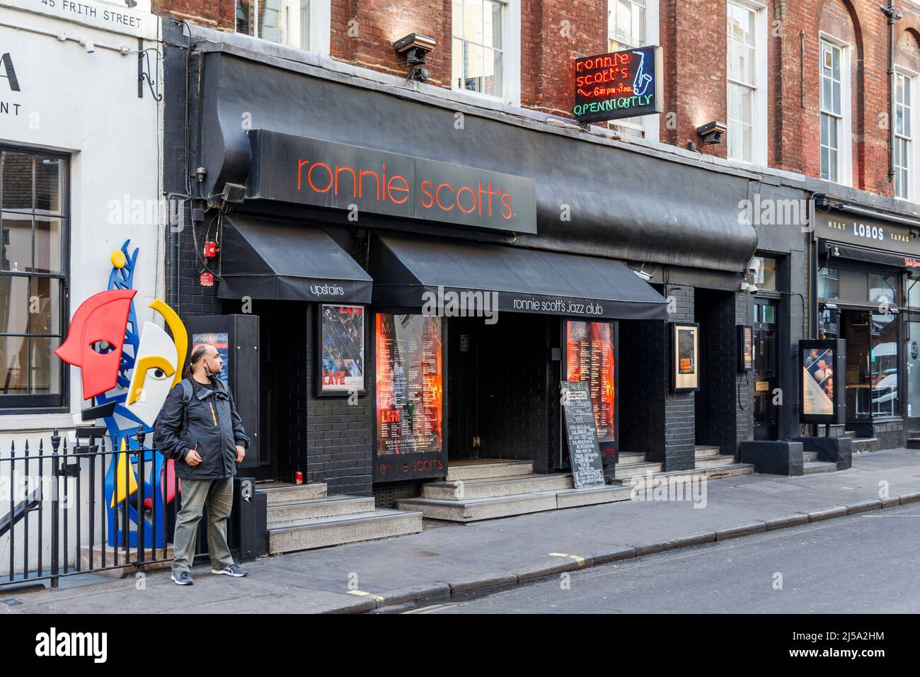 Ronnie Scotts Jazzclub in der Frith Street, Soho, London, Großbritannien Stockfoto