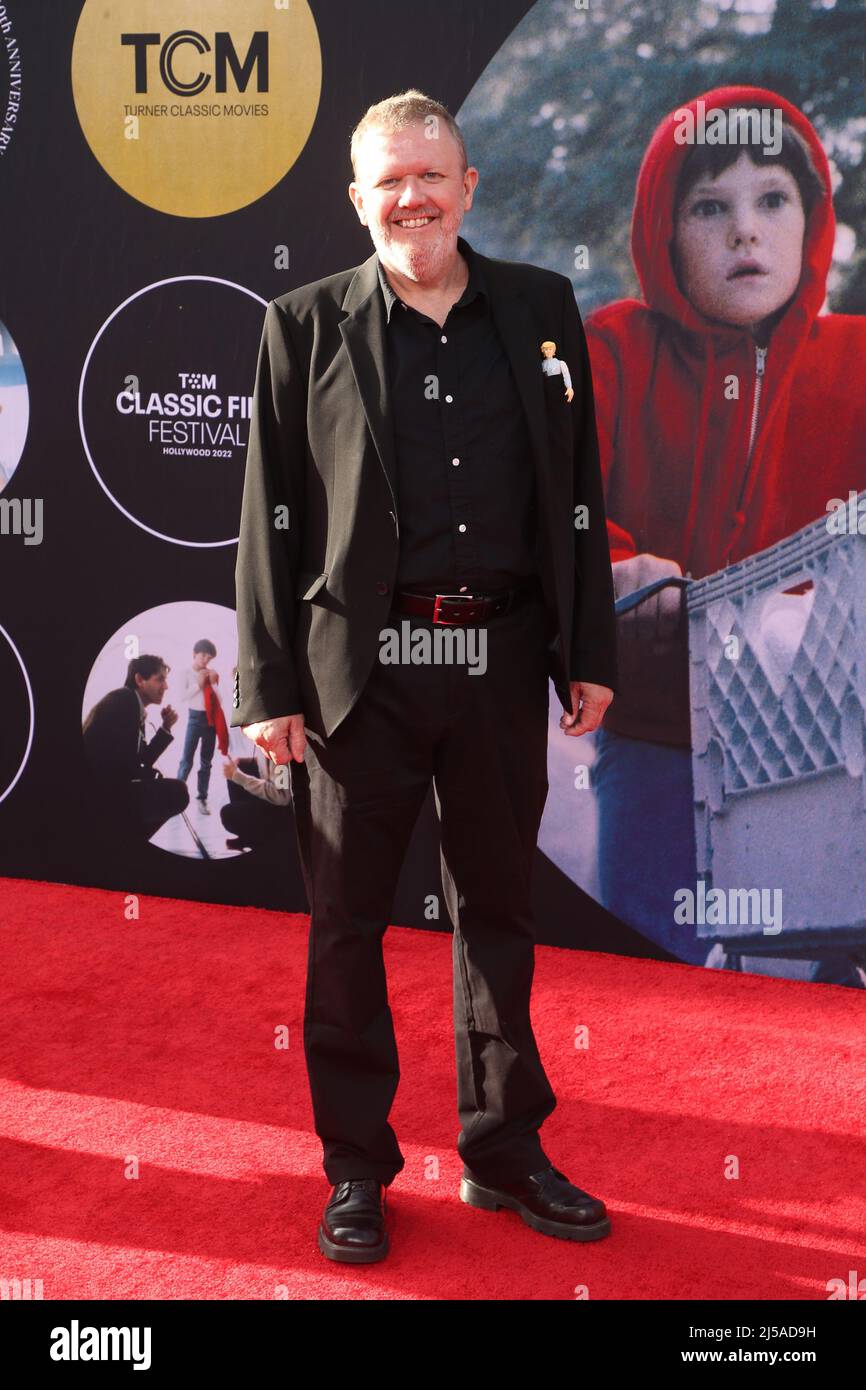 Hollywood, USA. 21. April 2022. Robert MacNaughton bei der Eröffnungsnacht des TCM Classic Film Festival 2022 von E.T. The Extra-Terrestrial am 21. April 2022 im TCL Chinese Theatre in Hollywood, Kalifornien. Quelle: Saye Sadou/Media Punch/Alamy Live News Stockfoto