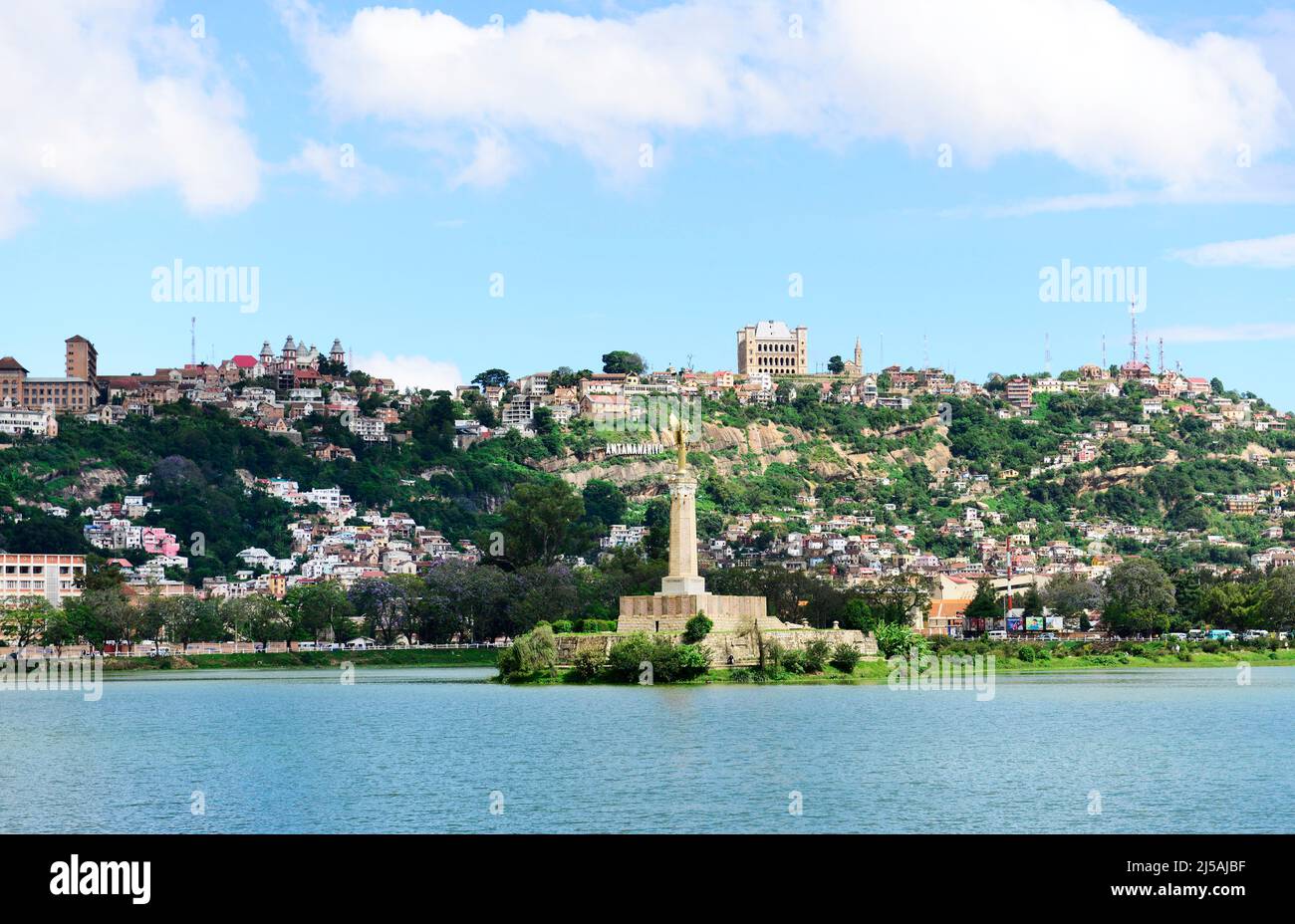 Monument aux Morts in Lake Anosy in Antananarivo, Madagaskar. Stockfoto