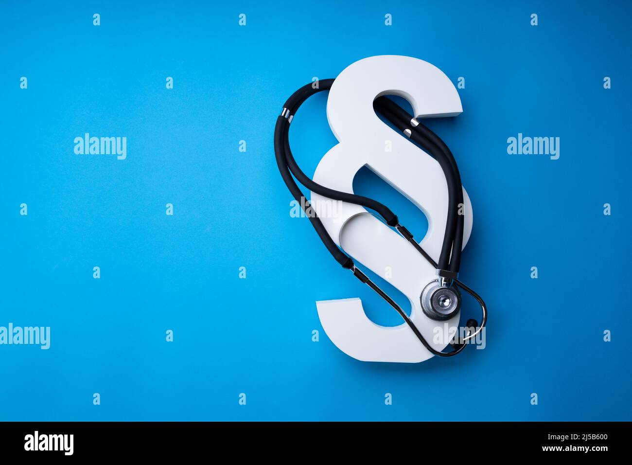 Stethoskop Und Absatzsymbol Auf Blauem Hintergrund Stockfoto