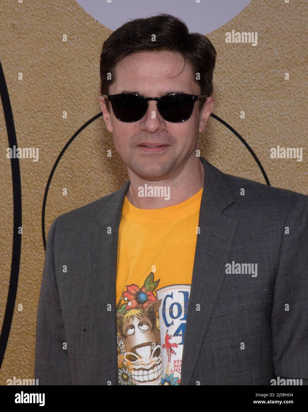 21. April 2022, Hollywood, Kalifornien, USA: Topher Grace nimmt an der Eröffnungsnacht des TCM Classic Film Festivals 2022 Teil 40. Anniversary Screening von ''E.T. Der Außerirdische. (Bild: © Billy Bennight/ZUMA Press Wire) Stockfoto