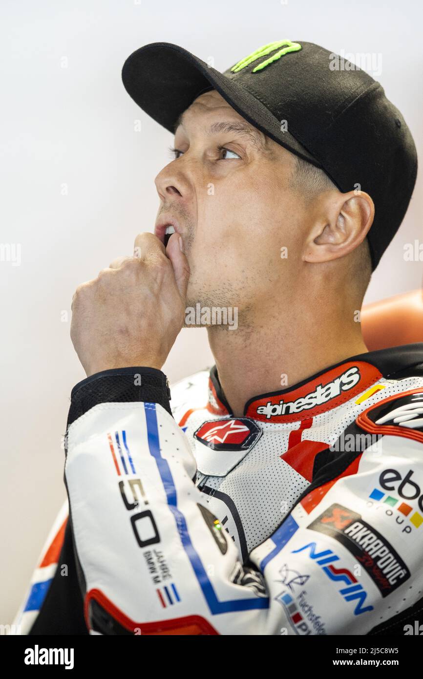 Assen, Niederlande. 22. April 2022. 22.. April 2022. Assen, Niederlande. 2022-04-22 10:25:10 ASSEN - Michael van der Mark (NED) in der BMW-Pot-Box während des freien Trainings für die Superbike-Weltmeisterschaft bei TT Circuit Assen. ANP VINCENT JANNINK netherlands Out - belgium Out Credit: ANP/Alamy Live News Credit: ANP/Alamy Live News Stockfoto