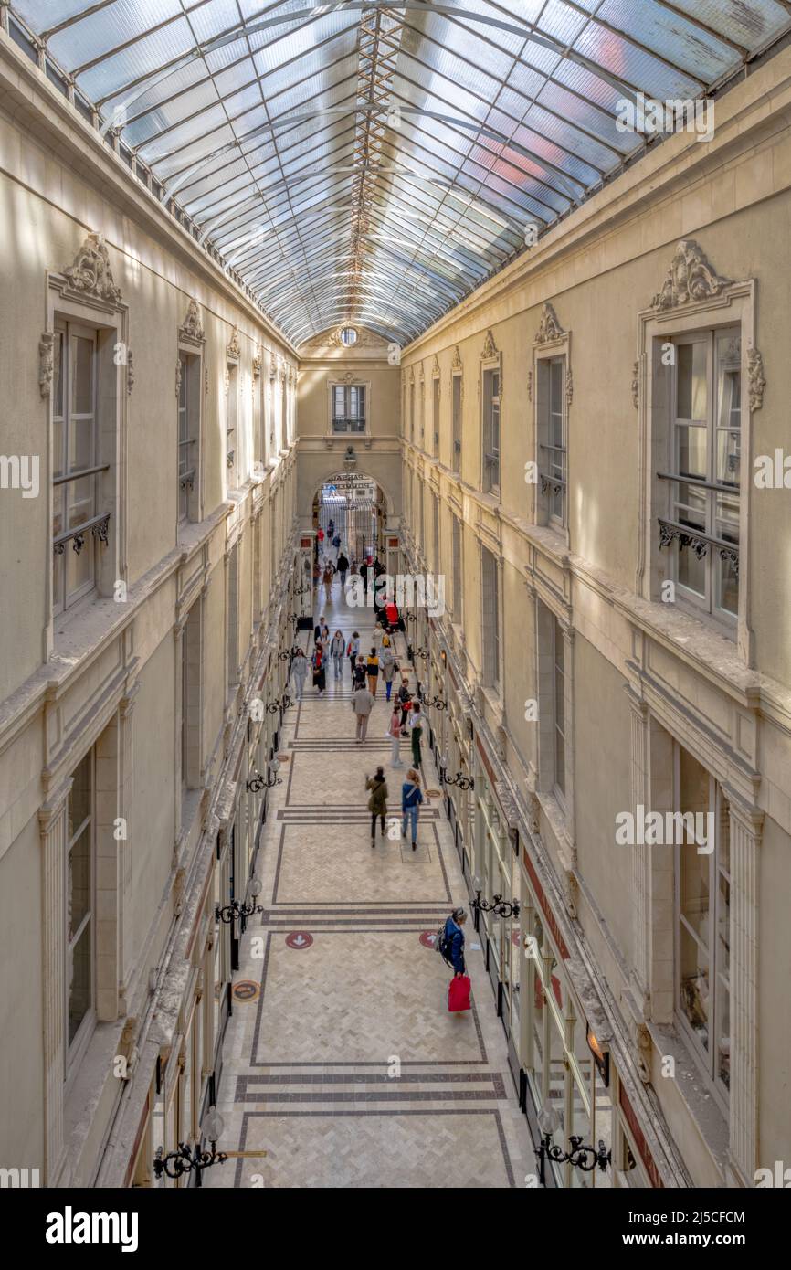 Die Passage de la Pommeraye ist ein berühmter Ort in Nantes. Es ist eine Einkaufspassage, die im 19.. Jahrhundert erbaut wurde Stockfoto