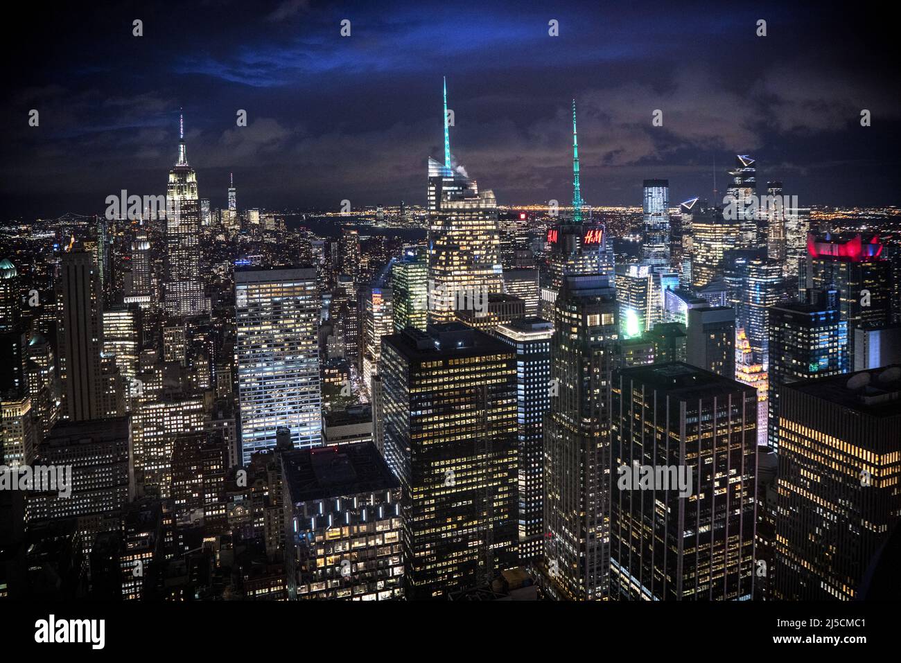 USA, New York, 09. Oktober 2019. Blick vom Rockefeller Center (Top of the Rock) in Manhattan, New York am 09. Oktober 2019. [Automatisierte Übersetzung] Stockfoto
