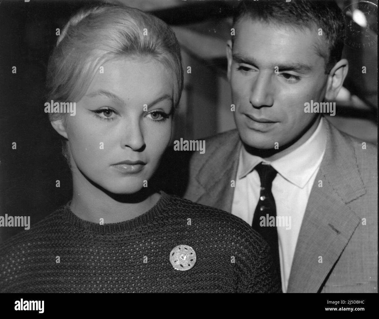 Les Canailles Jahr: 1960 - Frankreich Marina Vlady, Robert Hossein Regie: Maurice Labro Stockfoto