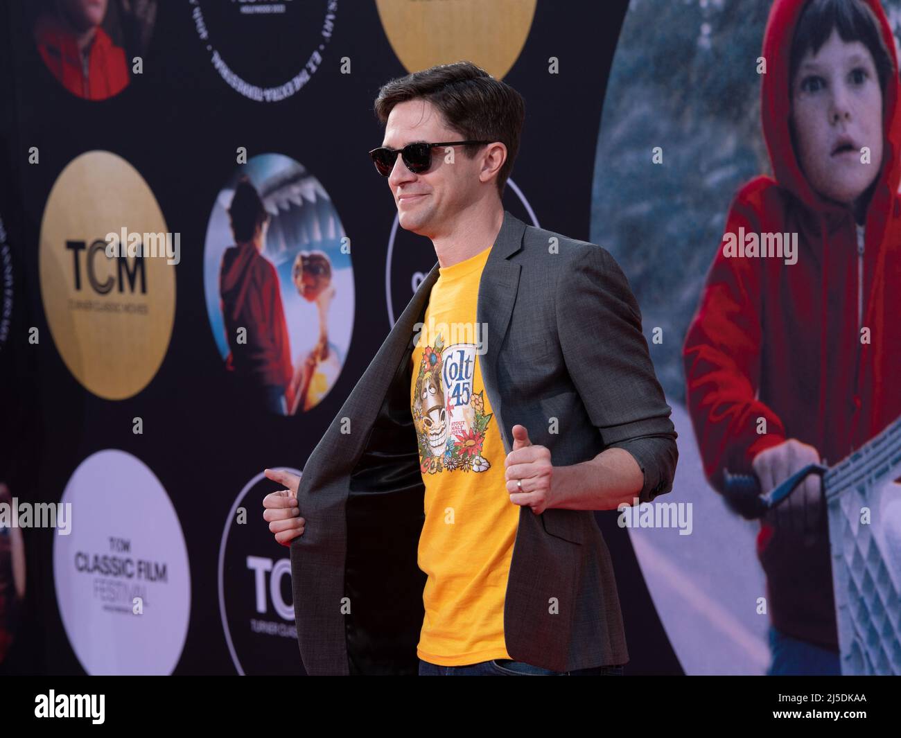 20. April 2022 - Los Angeles, Kalifornien - Topher Grace. 2022 TCM Classic Film Festival Eröffnungsnacht 40. Jubiläumsvorführung von ''E.T. Der Außerirdische. (Bild: © Billy Bennight/AdMedia über ZUMA Press Wire) Stockfoto