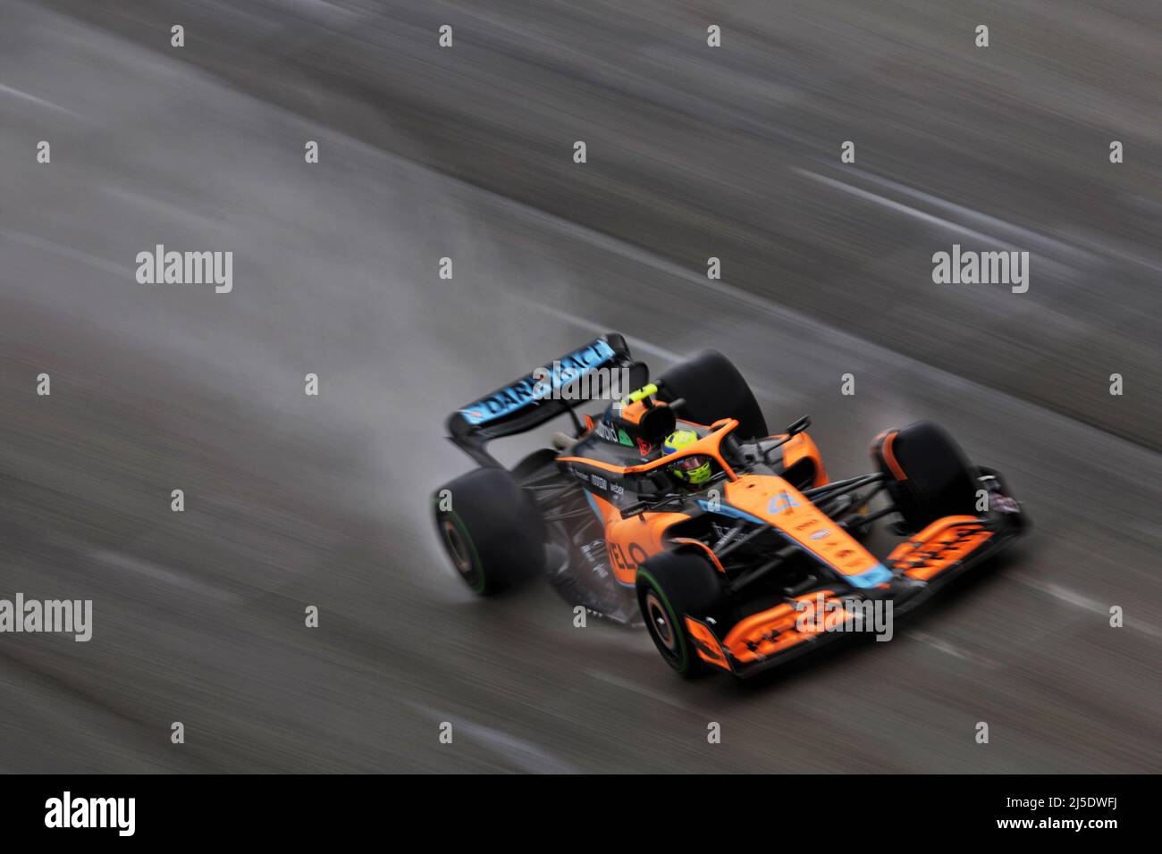 Imola, Italien. 22. April 2022. Lando Norris (GBR) McLaren MCL36. 22.04.2022. Formel 1 Weltmeisterschaft, Rd 4, Großer Preis Der Emilia Romagna, Imola, Italien, Qualifying Day. Bildnachweis sollte lauten: XPB/Press Association Images. Quelle: XPB Images Ltd/Alamy Live News Stockfoto