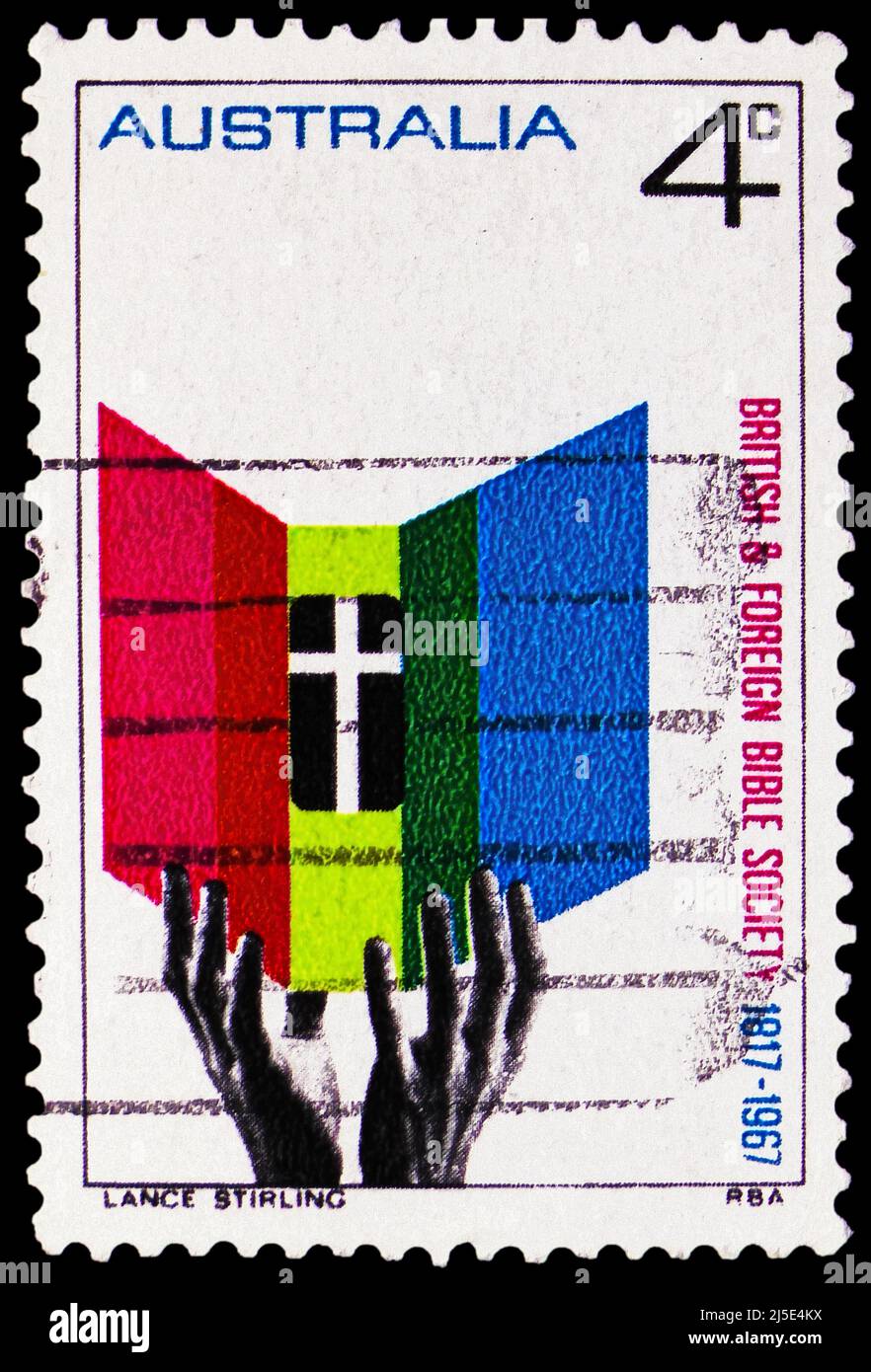 MOSKAU, RUSSLAND - 27. MÄRZ 2022: In Australien gedruckte Briefmarke zum 150.. Jahrestag der britischen und ausländischen Bibelgesellschaft, um 1967 Stockfoto MOSKAU, RUSSLAND - 27. MÄRZ 2022: In Australien gedruckte Briefmarke zum 150.. Jahrestag der britischen und ausländischen Bibelgesellschaft, um 1967 Stockfoto
