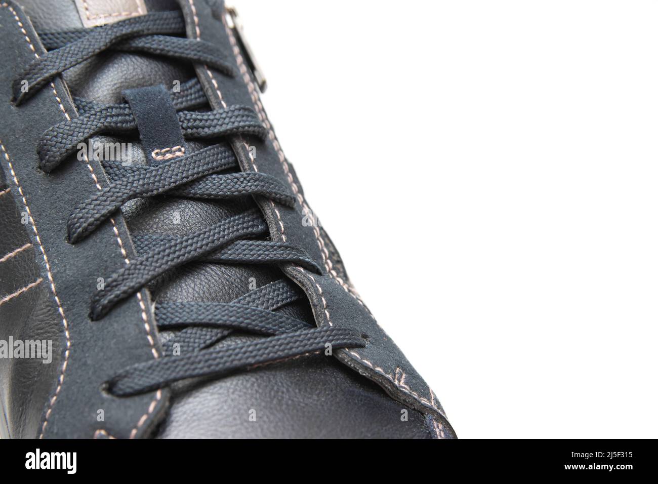 Nahaufnahme des Schuhs aus Spitze. Element des Designs. Stockfoto