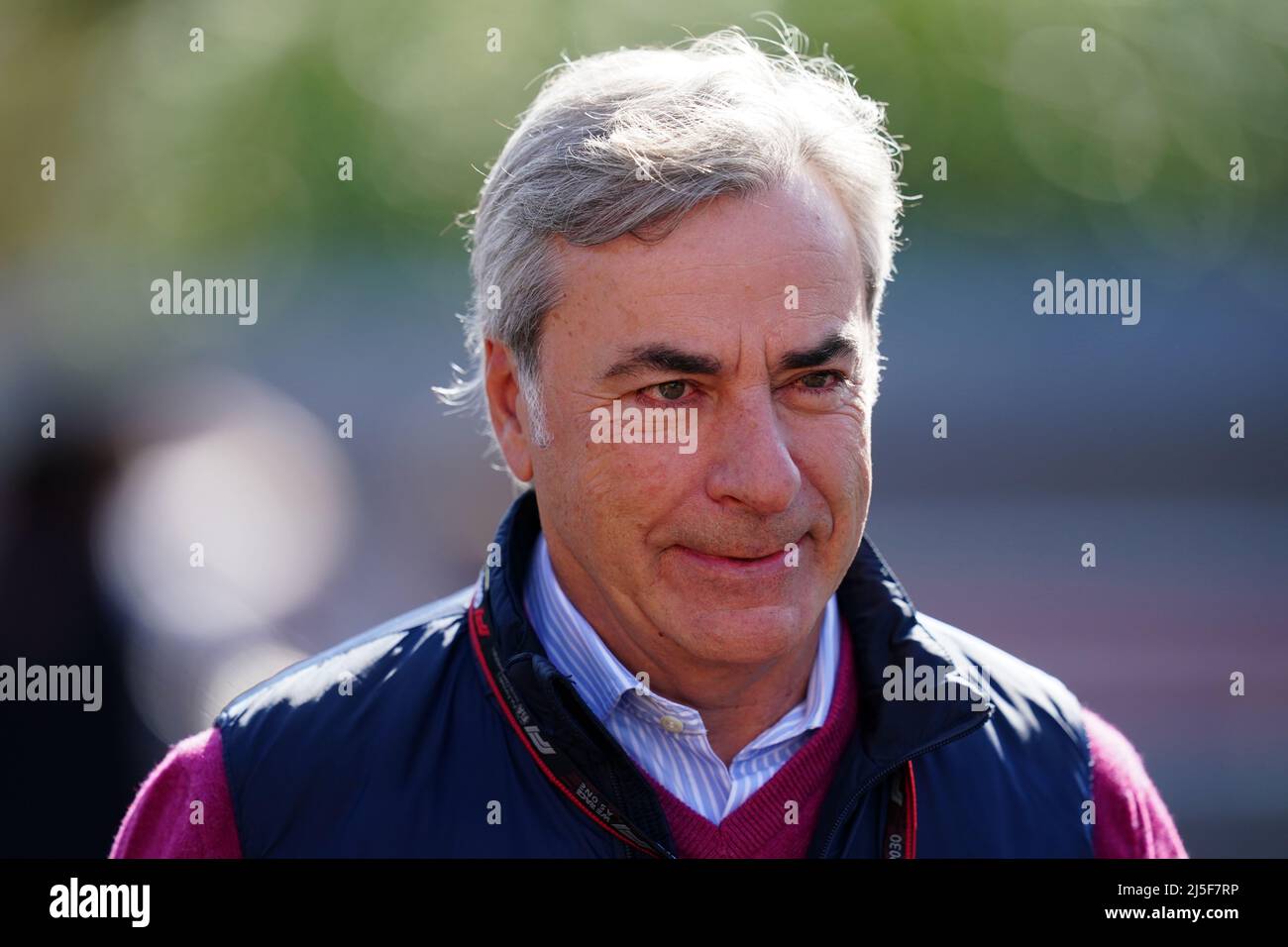 Carlos Sainz SNR vor dem Training 2 des Grand Prix der Emilia Romagna auf der Rennstrecke Autodromo Internazionale Enzo e Dino Ferrari in Italien, besser bekannt als Imola. Bilddatum: Samstag, 23. April 2022. Stockfoto