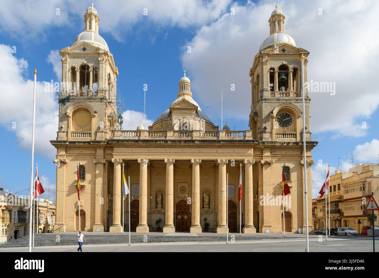 Paola, Malta - Oktober 20. 2019: Die Basilika Christi des Königs, die Pfarrkirche von Paola, wurde 1959 fertiggestellt. Stockfoto