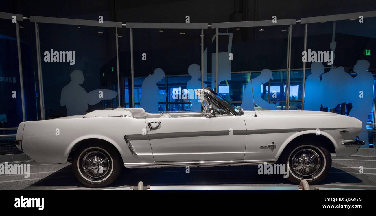 Legacy Gallery, 1965 Ford Mustang, Ford Rouge Factory Tour, Dearborn, Michigan, USA Stockfoto