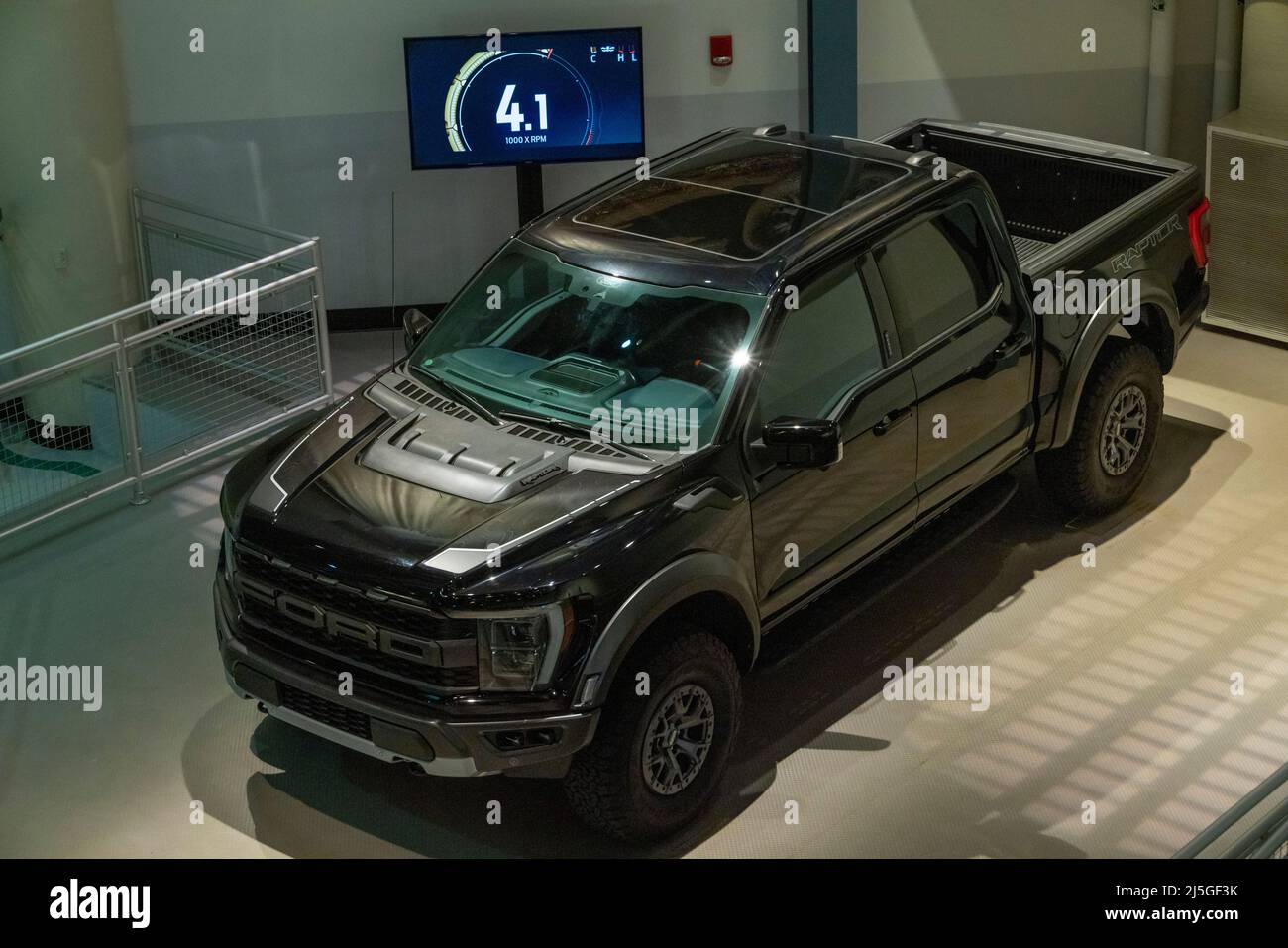 Legacy Gallery, 2022 Ford F-150 Lightning Elektro-LKW, Ford Rouge Factory Tour, Dearborn, Michigan, USA Stockfoto