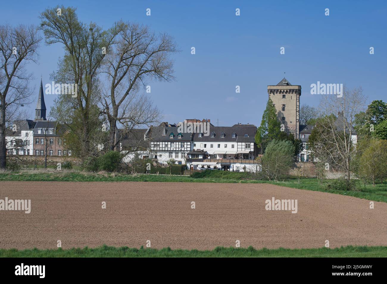 Historische mittelalterliche Zollfeste Zons, Rhein in der Nähe von Dormagen und Neuss, Rheinland, Deutschland Stockfoto