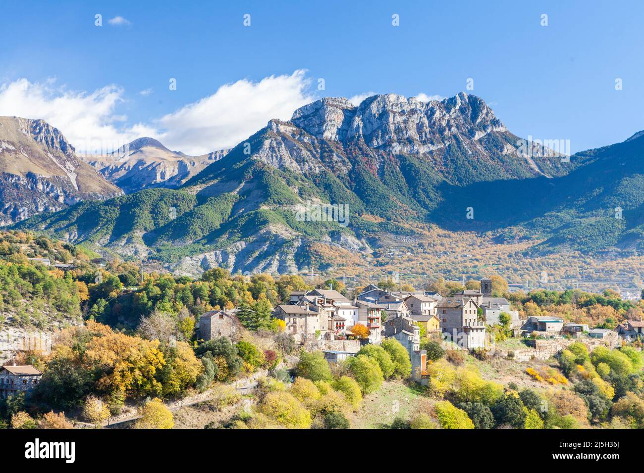 Puyarruego und Peña Montañesa Peak, Sobrarbe, Huesca, Spanien Stockfoto