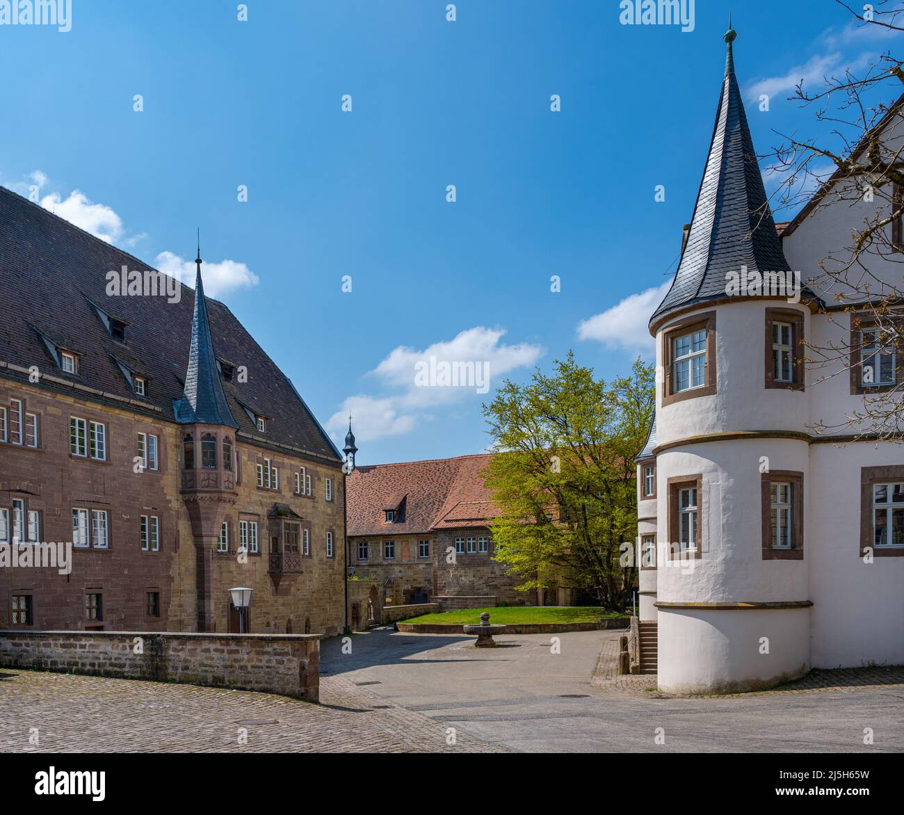 Das Kloster Maulbronn ist eine ehemalige Zisterzienserabtei und eine der am besten erhaltenen in Europa. Baden Württemberg, Deutschland, Stockfoto