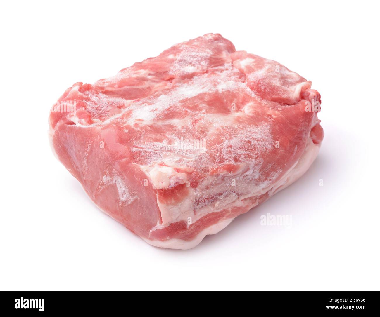 Stück rohes gefrorenes Schweinefleisch ohne Knochen, auf Weiß isoliert Stockfoto