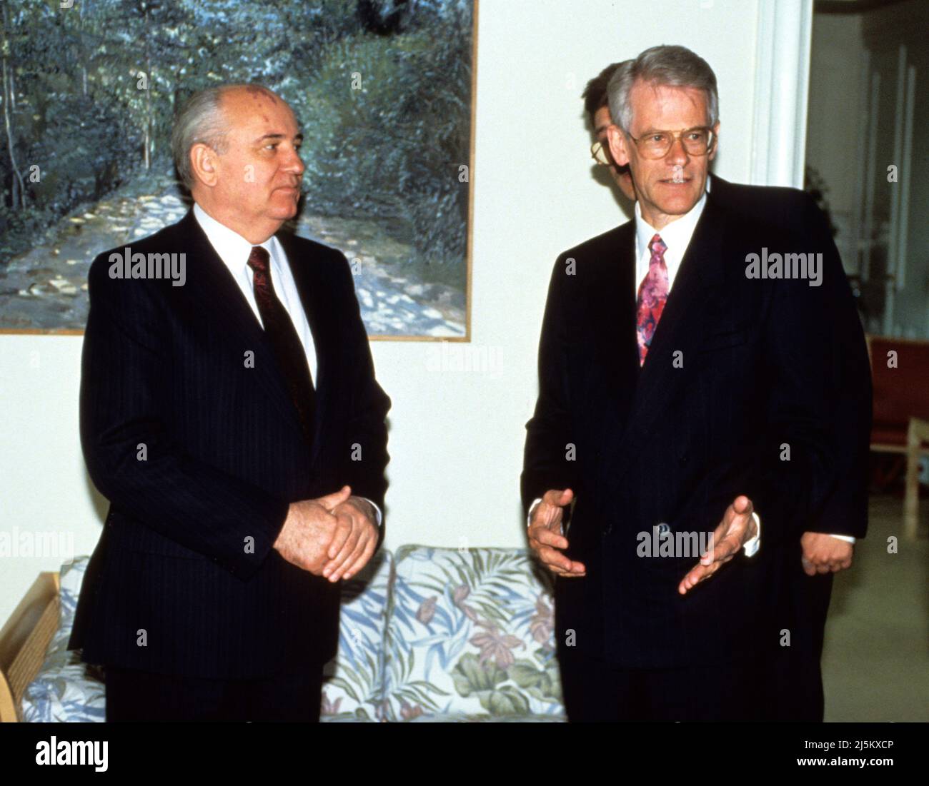DER schwedische Premierminister INGVAR CARLSSON und der russische Generalsekretär Michail Gorbatschow, das Regierungsgebäude Rosenbad 1991, besuchten die Stadt Stockfoto