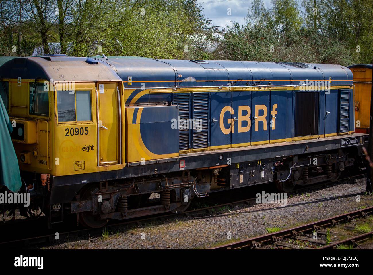 Erhaltung der Lokomotive in Barrow Hill Roundhouse, Derbyshire, April 2022. Klasse 02, 03, 08 20, 45, 82, 55, 89, 47, 91 Stockfoto