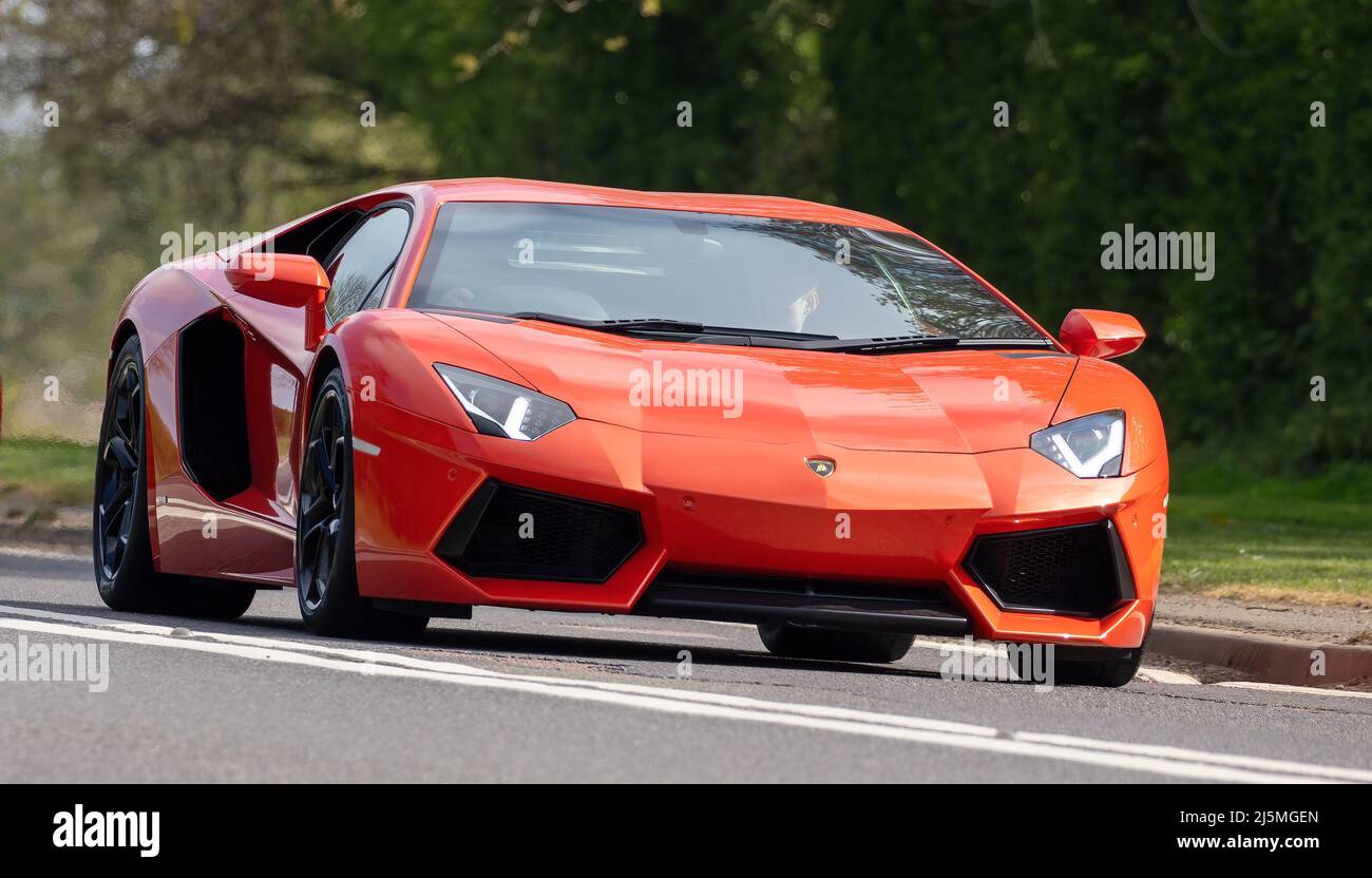 Roter Lamborghini Aventador Stockfoto Roter Lamborghini Aventador Stockfoto