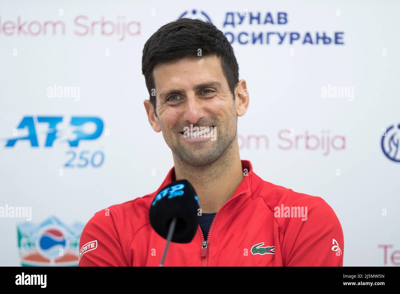 Belgrad, Serbien, 23.. April 2022. Novak Djokovic aus Serbien reagiert während des Interviews nach dem Spiel am sechsten Tag des Serbia Open ATP 250 Turniers im Novak Tennis Center in Belgrad, Serbien. 23. April 2022. Kredit: Nikola Krstic/Alamy Stockfoto