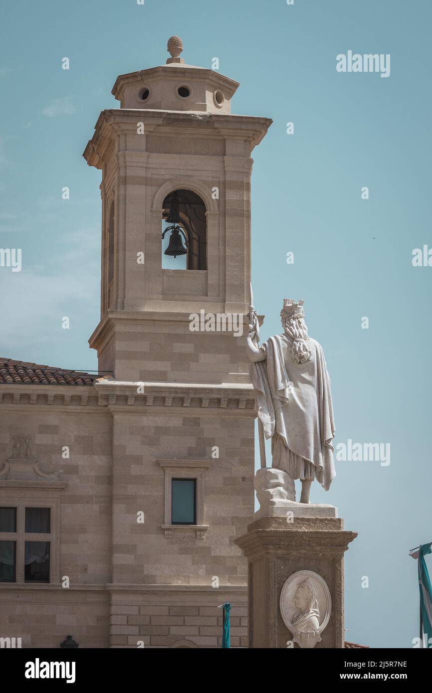 Straßen der histrical Zentrum von San Marino, San Marino - 12.07.2021 Stockfoto