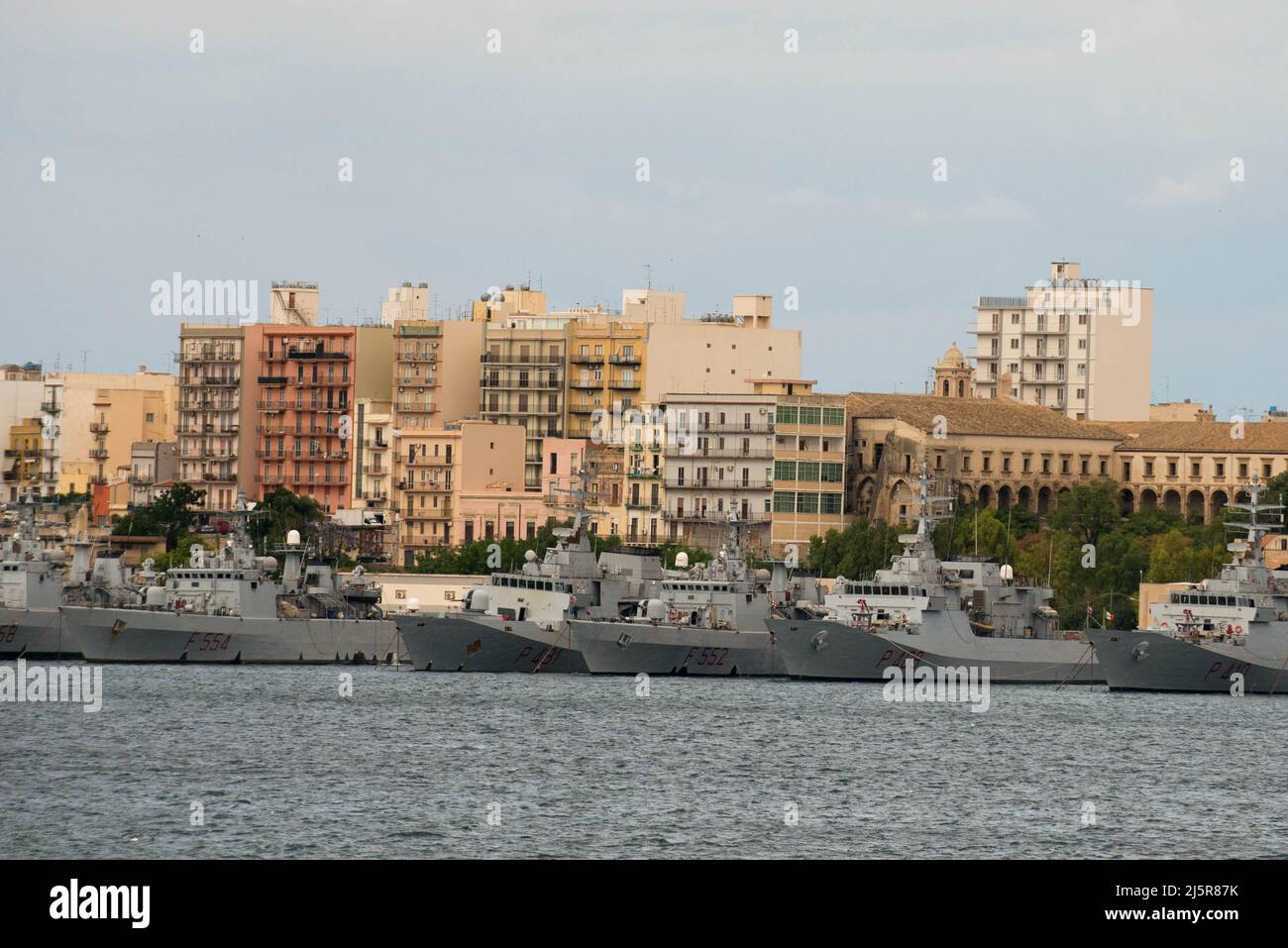 Agusta, Italien 18/06/2015: Il porto di Agusta - Hafen von Augusta. ©Andrea Sabbadini Stockfoto