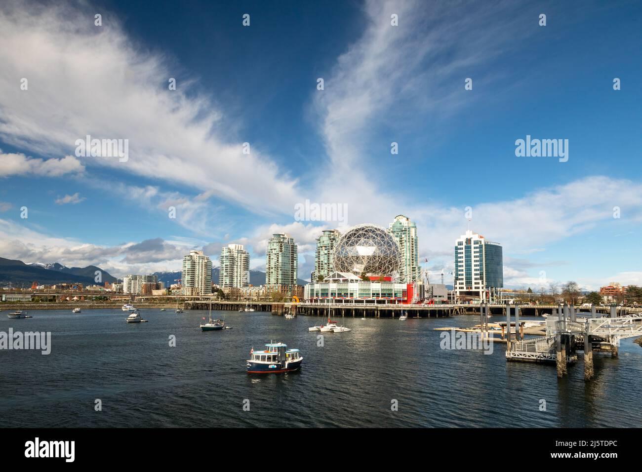 False Creek Harbour, Vancouver, British Columbia, urbane Meereslandschaft Stockfoto