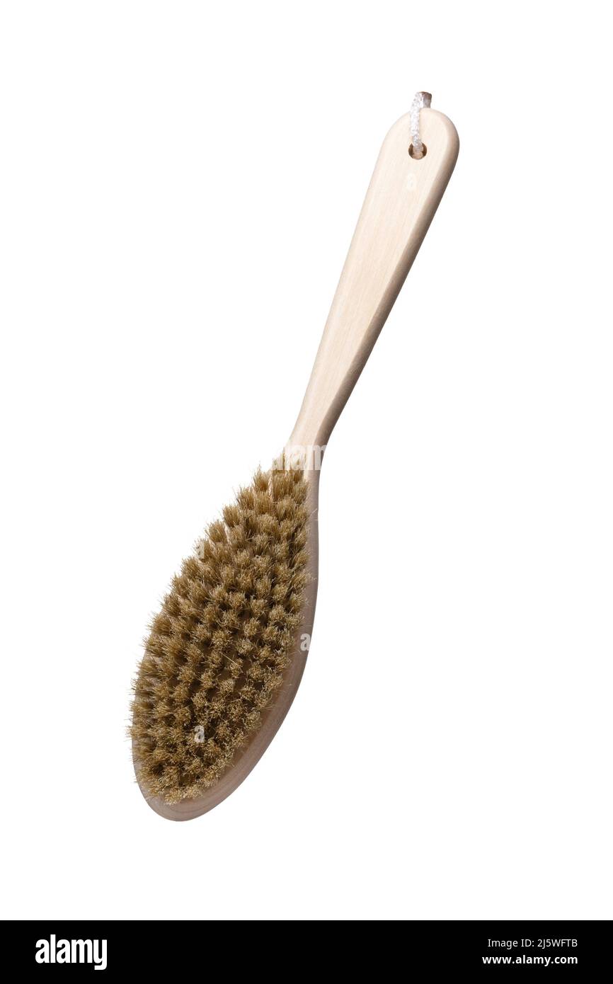 Trockene Anti-Cellulite-Massage-Bürste aus natürlichen Materialien auf weißem Hintergrund isoliert Stockfoto