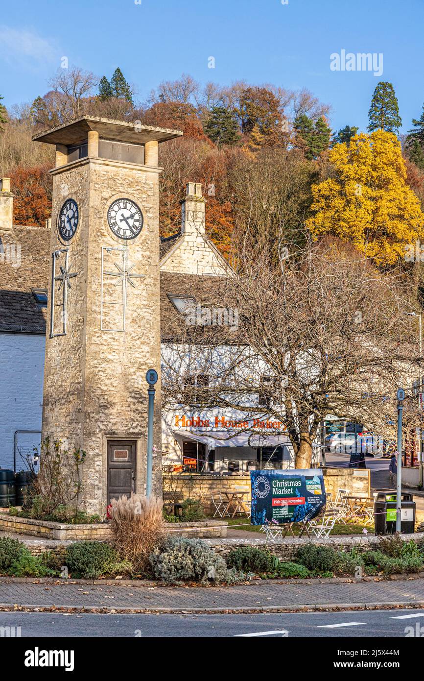 Herbst in den Cotswolds - die kleine Stadt Nailsworth in den Stroud Valleys, Gloucestershire, England Stockfoto