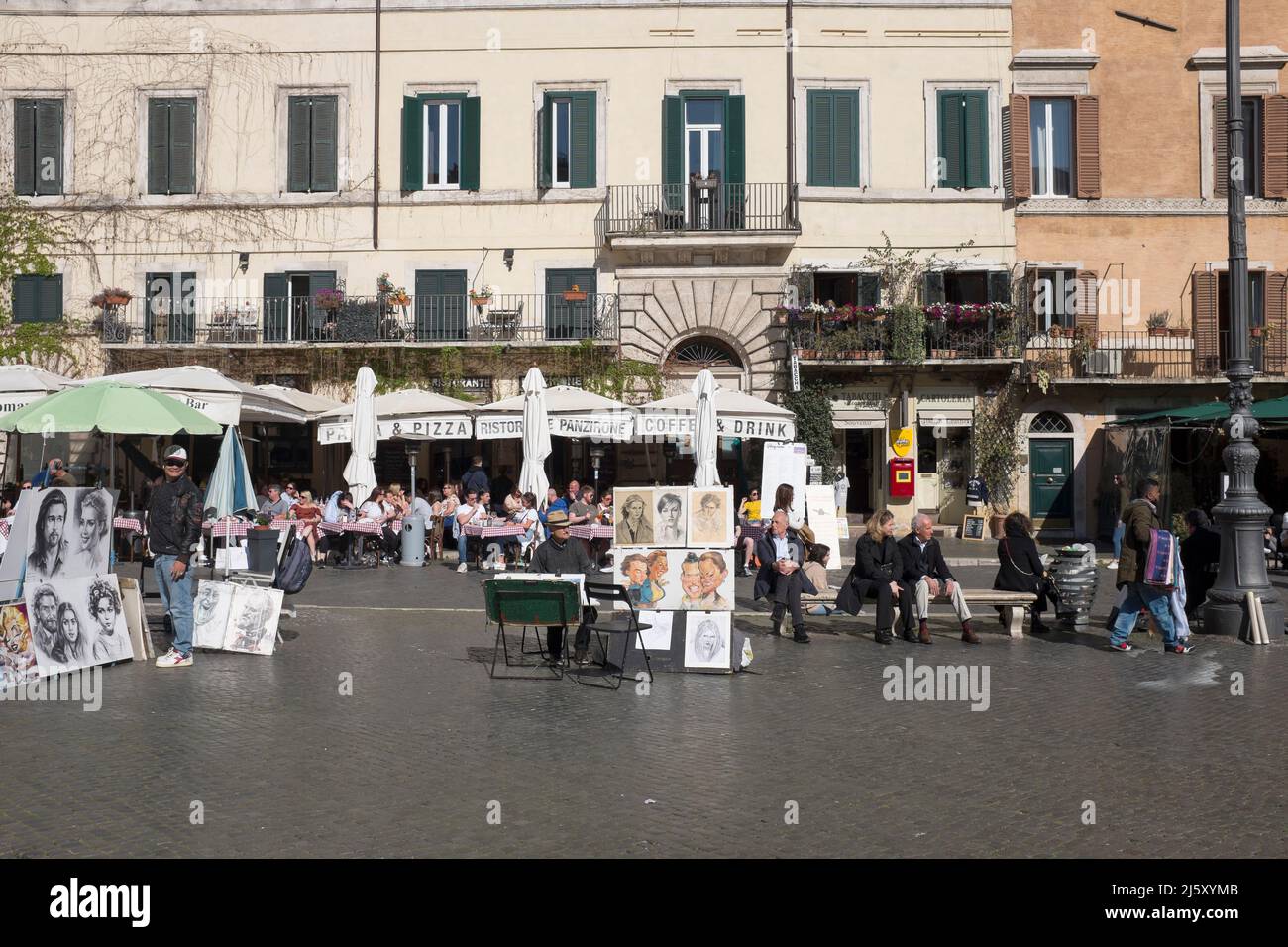 Picture Portrait Künstler auf der Piazza Navona Rom Italien Stockfoto