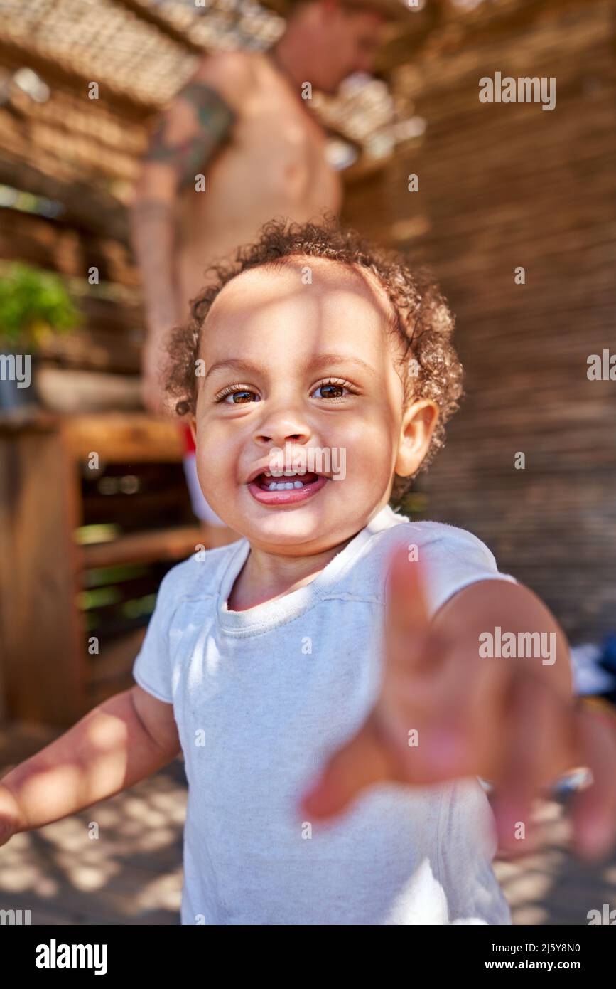 Portrait glücklich, niedlichen Kleinkind Junge Stockfoto