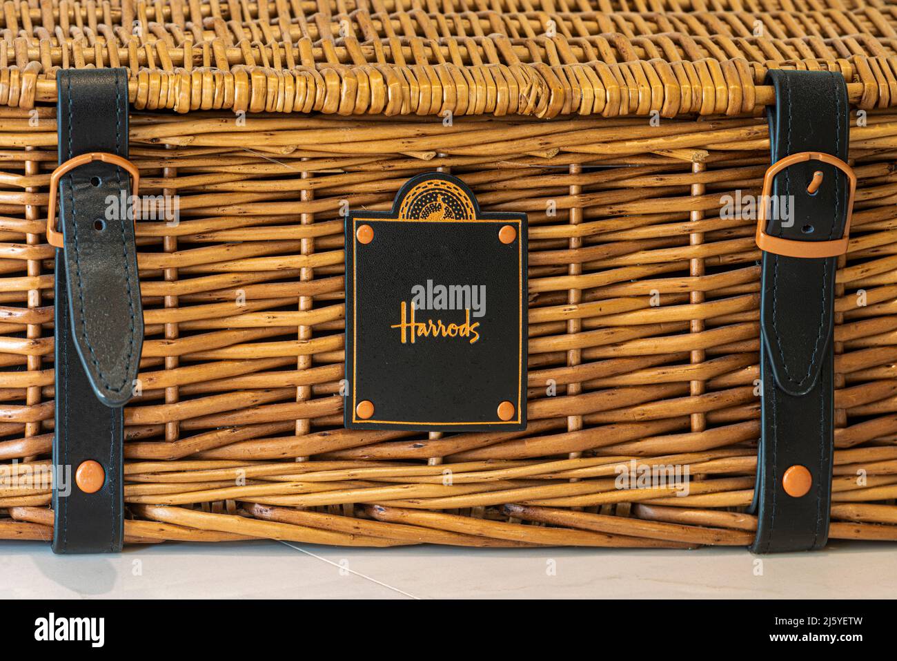 Harrods traditioneller Korbkorb Stockfoto