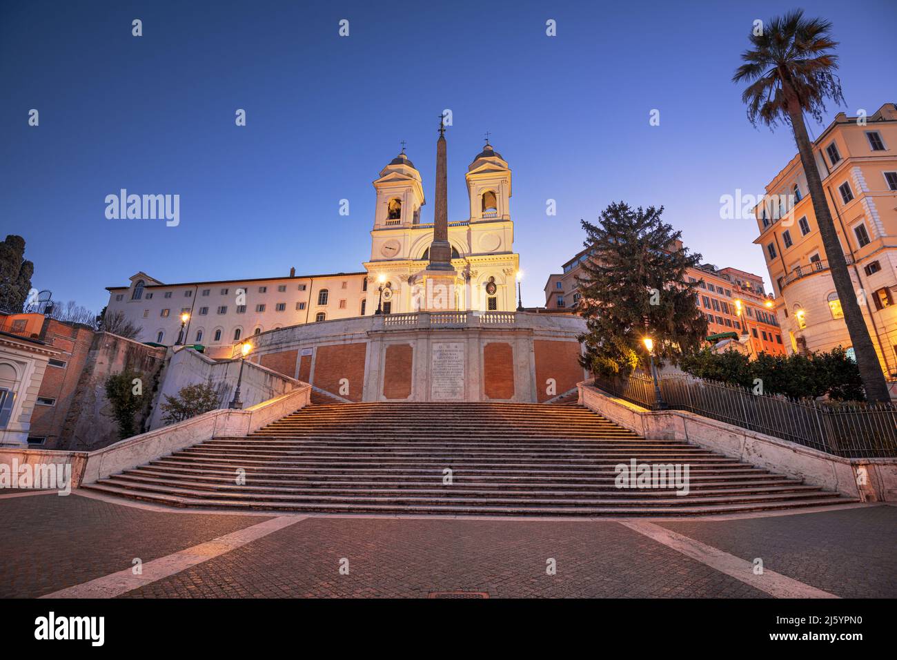 Rom, Italien bei der Spanischen Treppe im Morgengrauen. Stockfoto