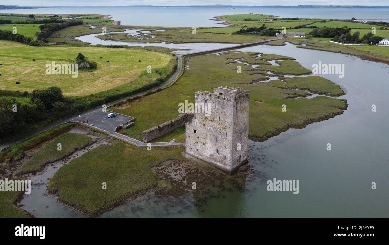 Carrigfoyle Castle in der Nähe von Ballylongford, Kerry. Stockfoto