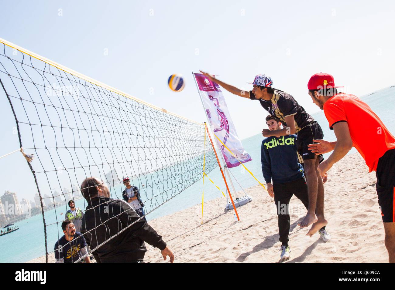 Doha, Katar-Februar 14,2016 : Kulturelle Vielfalt Festival in Katara zur Feier Katar Nationalen Sporttag. Stockfoto Doha, Katar-Februar 14,2016 : Kulturelle Vielfalt Festival in Katara zur Feier Katar Nationalen Sporttag. Stockfoto