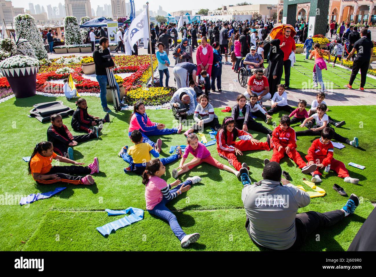 Doha, Katar-Februar 14,2016 : Kulturelle Vielfalt Festival in Katara zur Feier Katar Nationalen Sporttag. Stockfoto