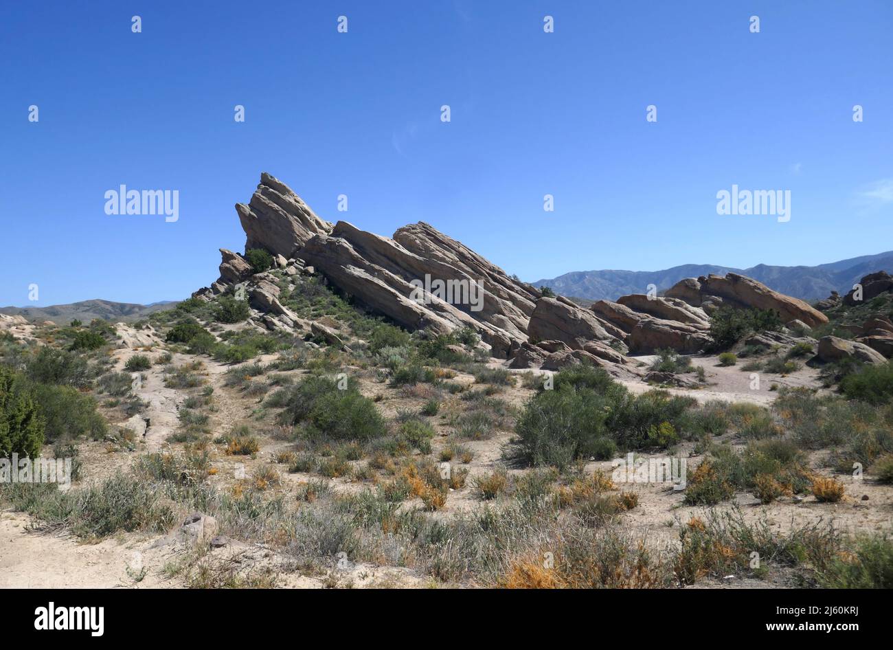 Agua Dulce, Kalifornien, USA 17.. April 2022 Eine allgemeine Ansicht der Atmosphäre des Vasquez Rocks Natural Park am 17. April 2022 in Agua Dulce, Kalifornien, USA. An diesem Ort befinden sich Dracula mit Bela Lugosi, The Flintstones Movie, Mel Brooks Blazing Saddles, Bill und Ted's Excellent Adventure mit Keanu Reeves, Planet of the Apes, Star Trek, Austin Powers man of Mystery mit Mike Myers, Army of Darkness, Werwolf of London, Michael Jackson Black and White Video, Bette Midler für die Jungen, Rihanna und Justin Timberlake Rehab Video, Steal My Girl with One Direction, Airwolf, A Team, The Bionic Woman, Stockfoto
