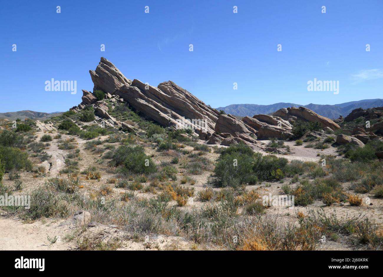 Agua Dulce, Kalifornien, USA 17.. April 2022 Eine allgemeine Ansicht der Atmosphäre des Vasquez Rocks Natural Park am 17. April 2022 in Agua Dulce, Kalifornien, USA. An diesem Ort befinden sich Dracula mit Bela Lugosi, The Flintstones Movie, Mel Brooks Blazing Saddles, Bill und Ted's Excellent Adventure mit Keanu Reeves, Planet of the Apes, Star Trek, Austin Powers man of Mystery mit Mike Myers, Army of Darkness, Werwolf of London, Michael Jackson Black and White Video, Bette Midler für die Jungen, Rihanna und Justin Timberlake Rehab Video, Steal My Girl with One Direction, Airwolf, A Team, The Bionic Woman, Stockfoto