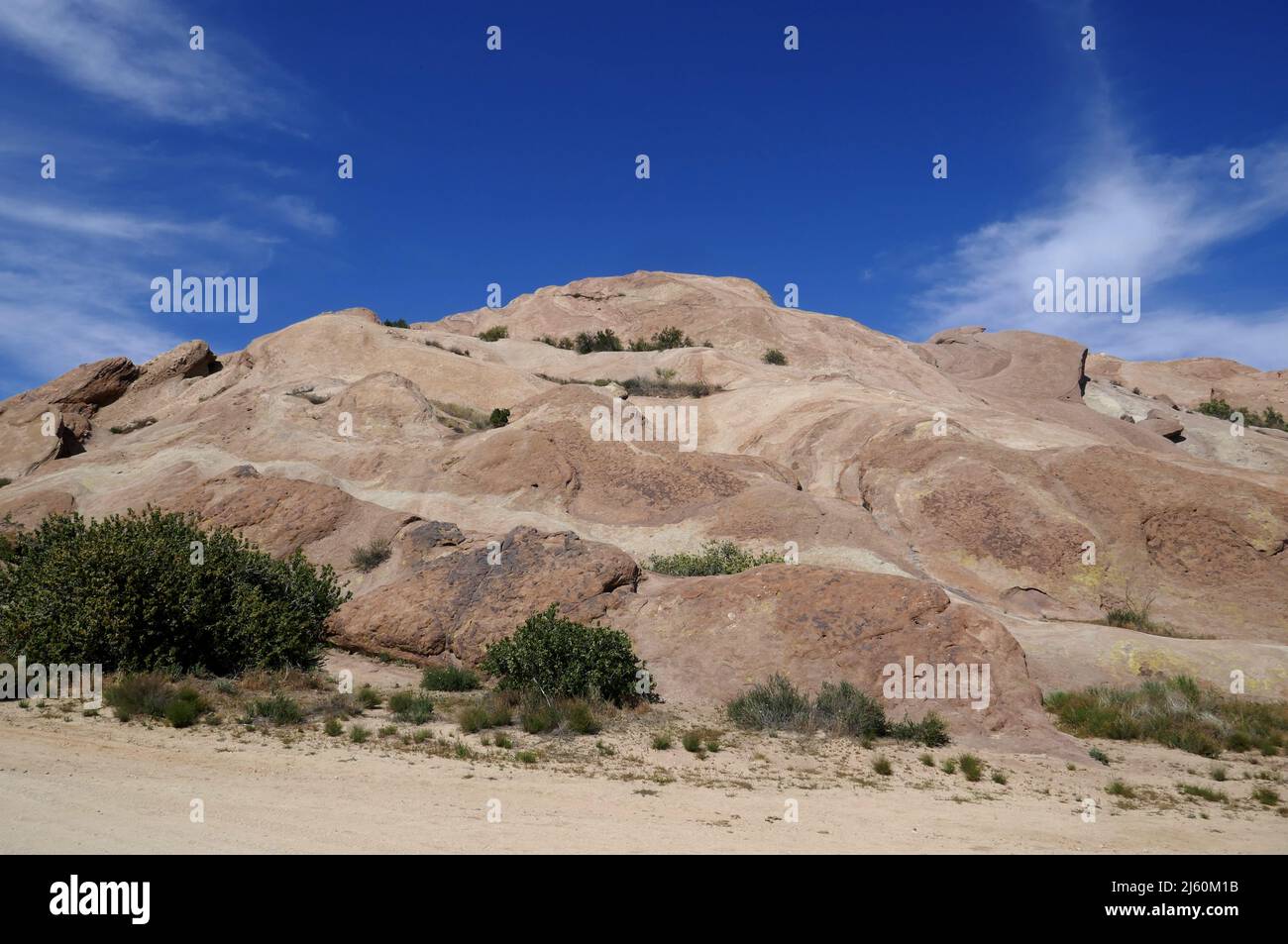 Agua Dulce, Kalifornien, USA 17.. April 2022 Eine allgemeine Ansicht der Atmosphäre des Vasquez Rocks Natural Park am 17. April 2022 in Agua Dulce, Kalifornien, USA. An diesem Ort befinden sich Dracula mit Bela Lugosi, The Flintstones Movie, Mel Brooks Blazing Saddles, Bill und Ted's Excellent Adventure mit Keanu Reeves, Planet of the Apes, Star Trek, Austin Powers man of Mystery mit Mike Myers, Army of Darkness, Werwolf of London, Michael Jackson Black and White Video, Bette Midler für die Jungen, Rihanna und Justin Timberlake Rehab Video, Steal My Girl with One Direction, Airwolf, A Team, The Bionic Woman, Stockfoto
