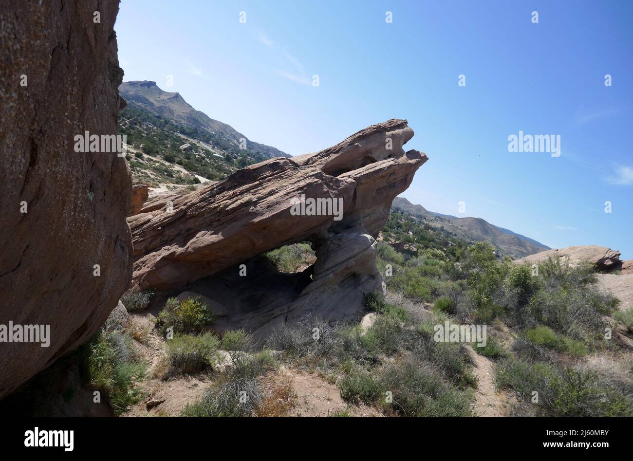 Agua Dulce, Kalifornien, USA 17.. April 2022 Eine allgemeine Ansicht der Atmosphäre des Vasquez Rocks Natural Park am 17. April 2022 in Agua Dulce, Kalifornien, USA. An diesem Ort befinden sich Dracula mit Bela Lugosi, The Flintstones Movie, Mel Brooks Blazing Saddles, Bill und Ted's Excellent Adventure mit Keanu Reeves, Planet of the Apes, Star Trek, Austin Powers man of Mystery mit Mike Myers, Army of Darkness, Werwolf of London, Michael Jackson Black and White Video, Bette Midler für die Jungen, Rihanna und Justin Timberlake Rehab Video, Steal My Girl with One Direction, Airwolf, A Team, The Bionic Woman, Stockfoto