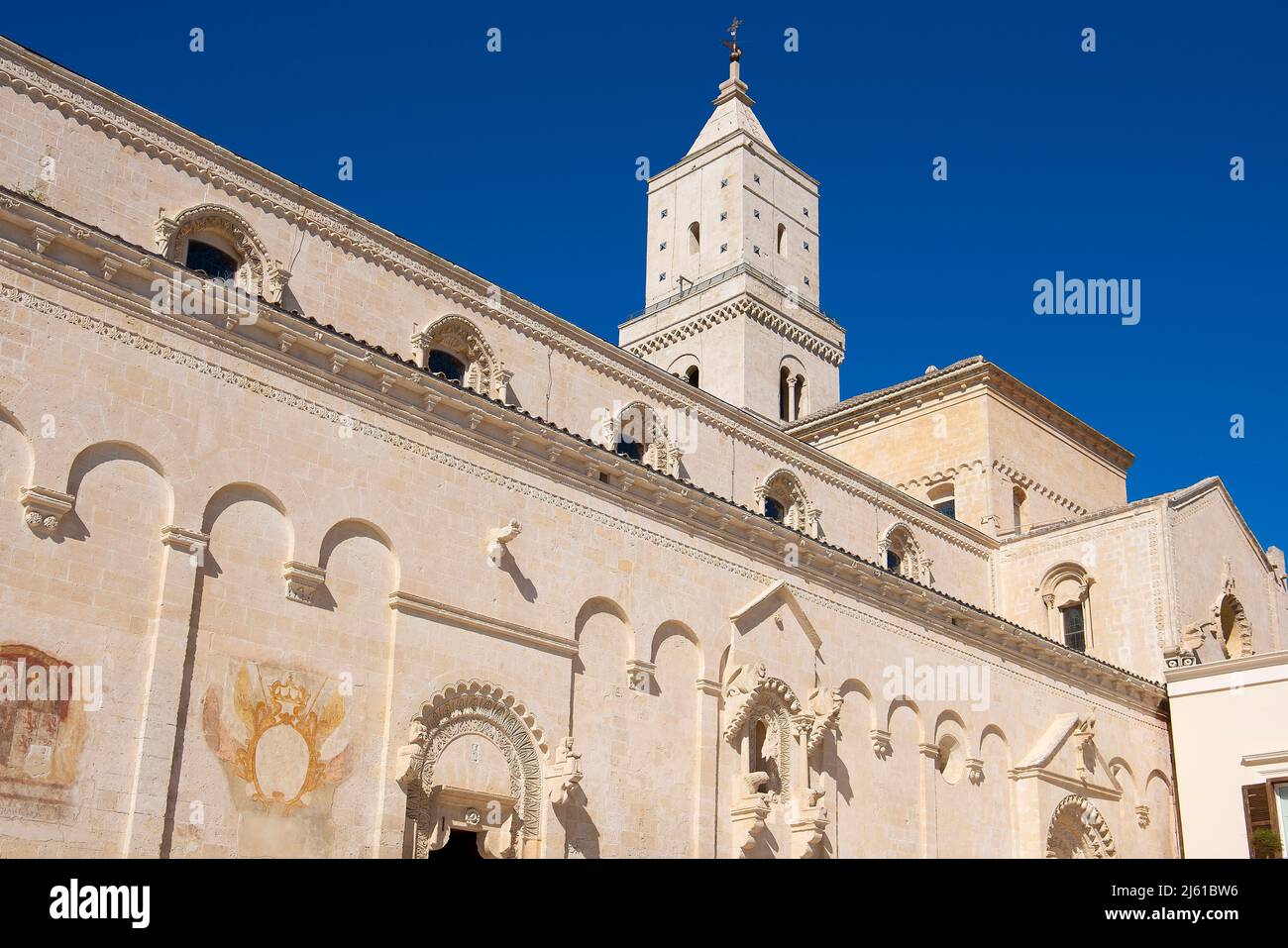 Die Domkirche auf der Piazza Duomo befindet sich im Stadtteil Sasso Caveoso von Mdera, Basilikata, Süditalien, Stockfoto