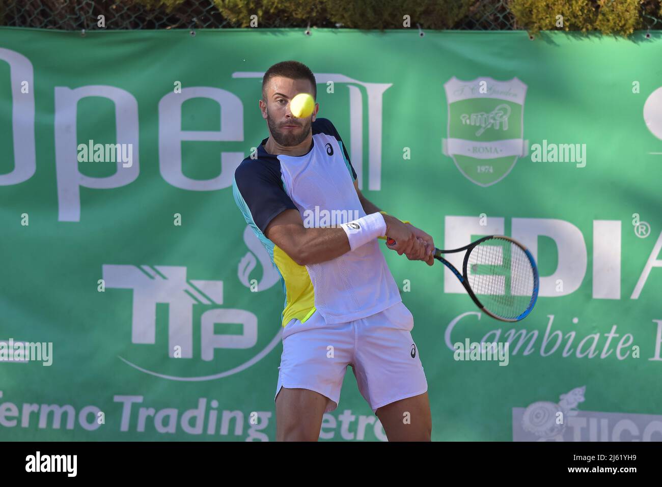 Borna Coric (CRO) während der ATP Challenger Roma Open Tennisturnier Runde von 32 im Garden Tennis Club am 26. April 2022 in Rom, Italien Stockfoto